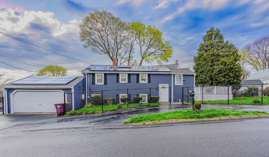 194 Roosevelt Rd