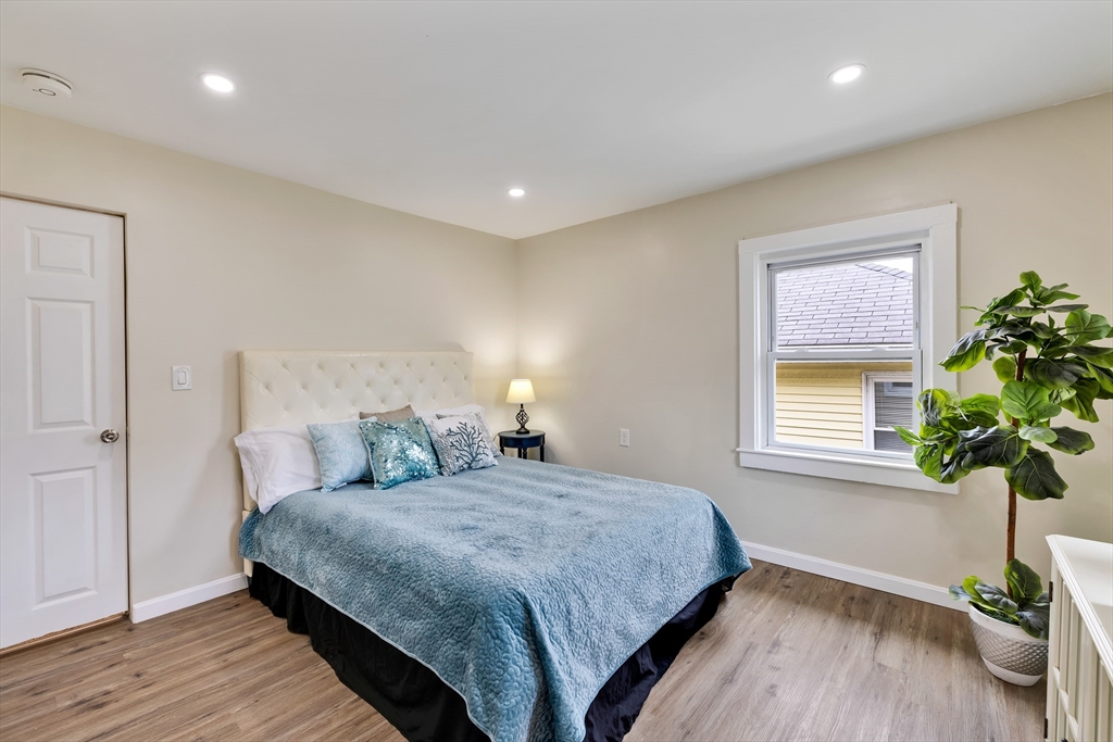 17 Berkley Rd