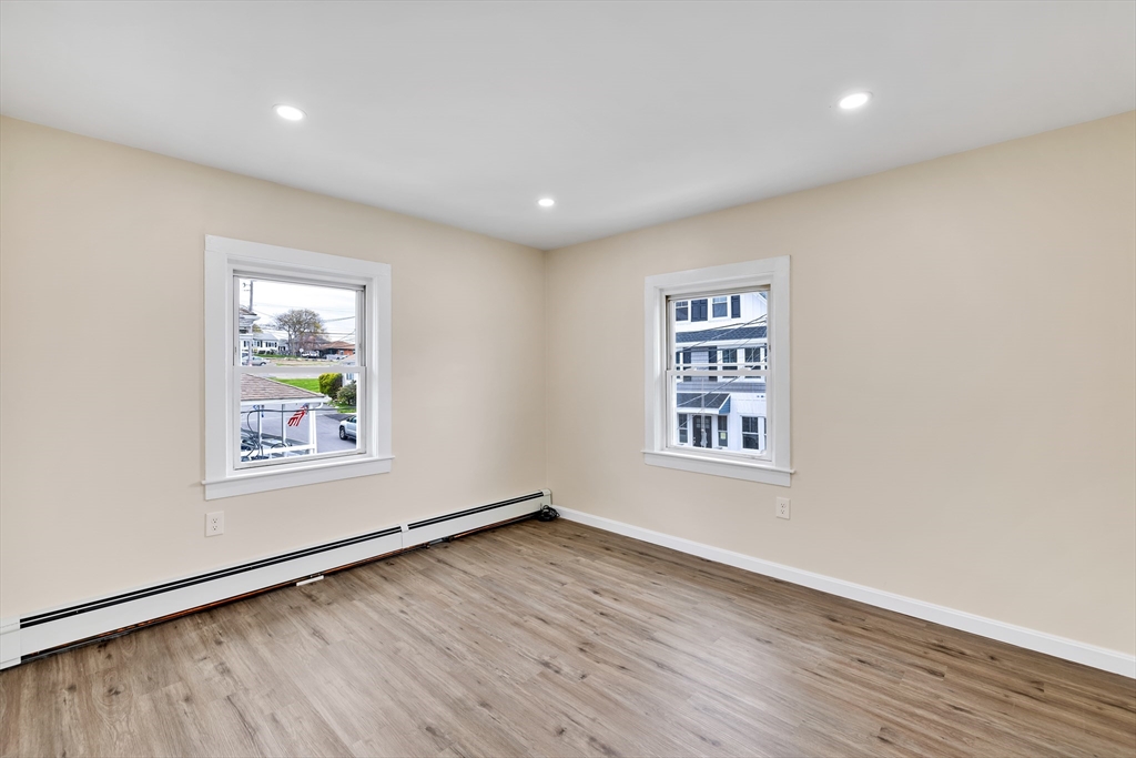 17 Berkley Rd