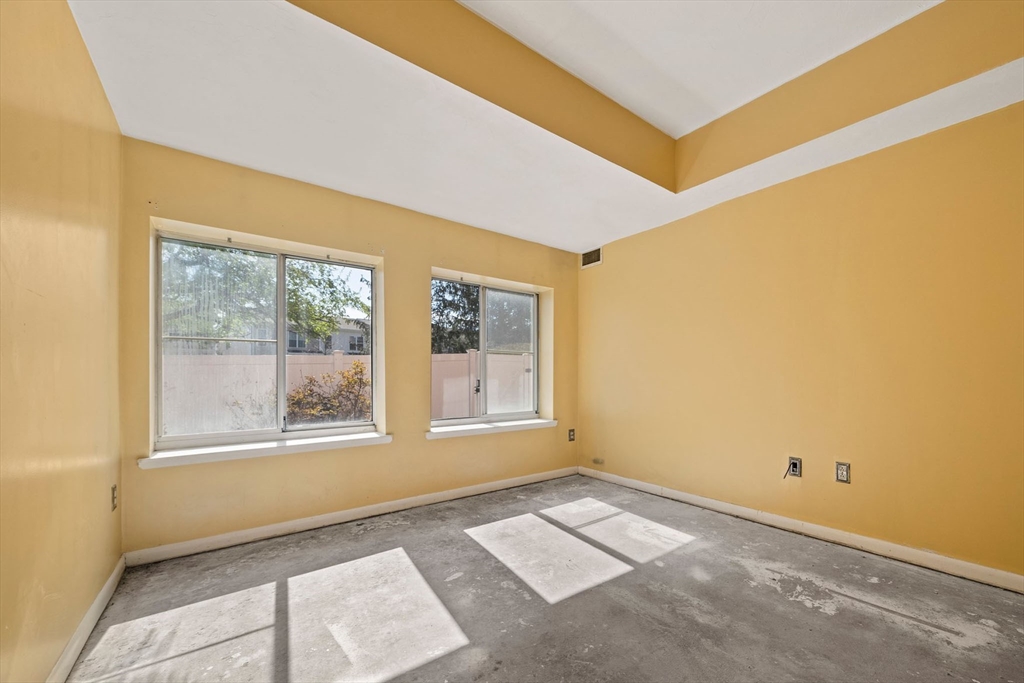 160 Burkhall St # 102