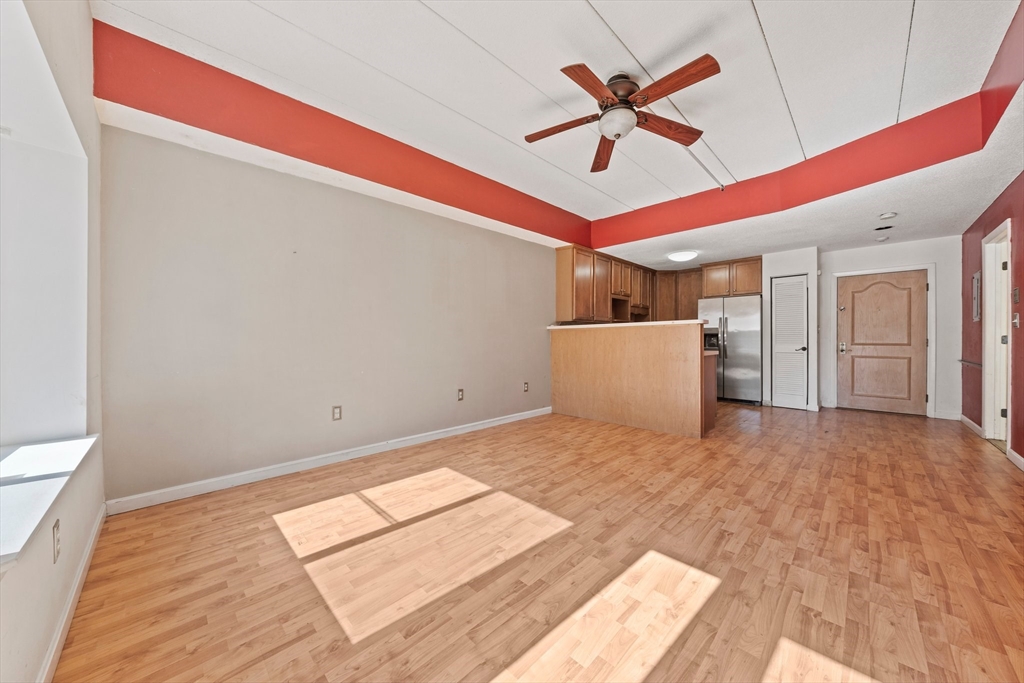 160 Burkhall St # 102