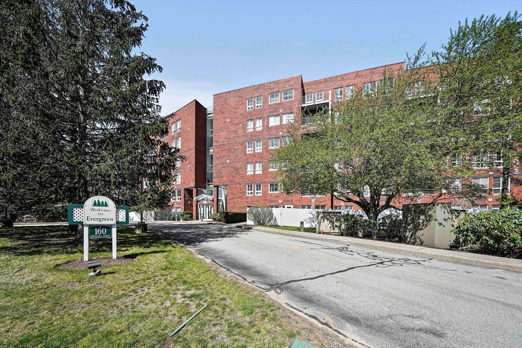 160 Burkhall St # 102
