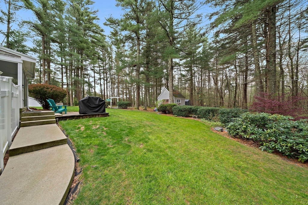 4 Tall Timbers Ln