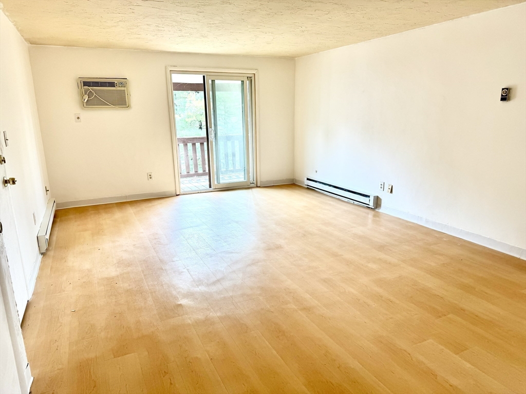 16 Erick Rd # 32