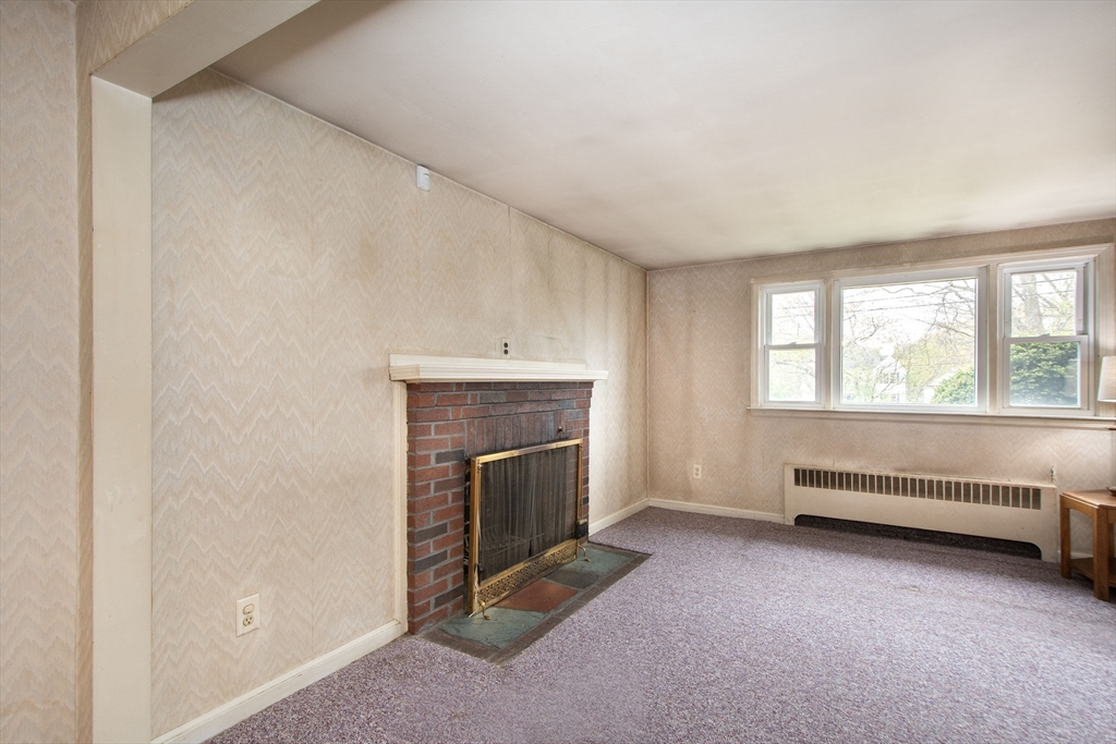 11 Raleigh Rd