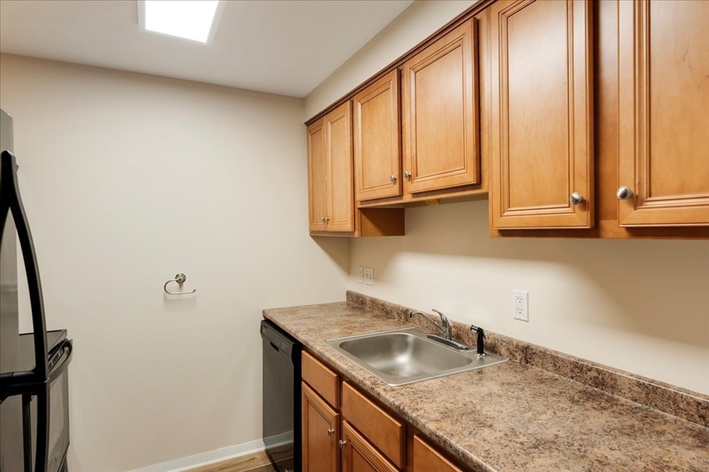180 Main St # 3101