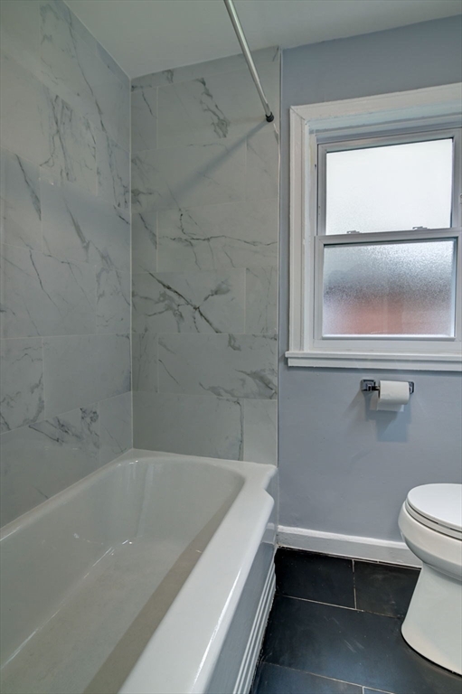 15 Langley Cir # 2
