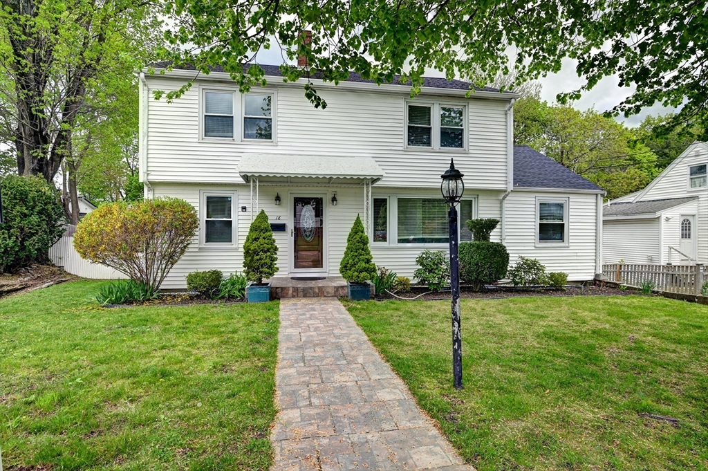 18 Bow St