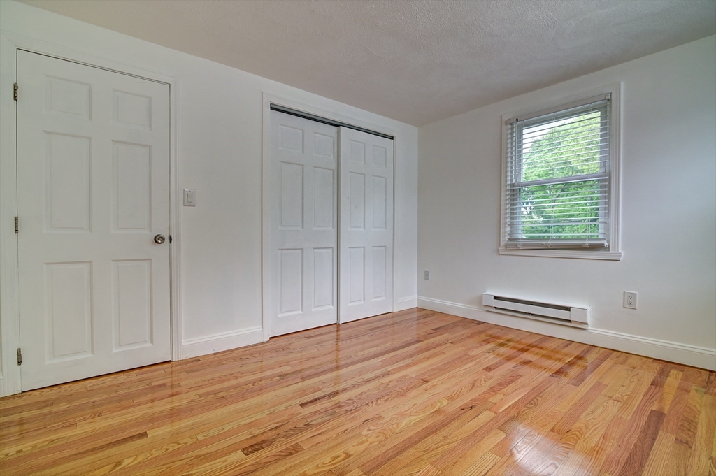 18 Bow St