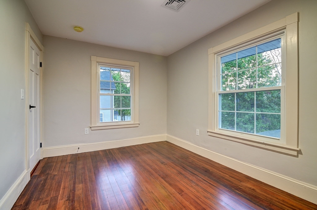 94 Merrymount Rd