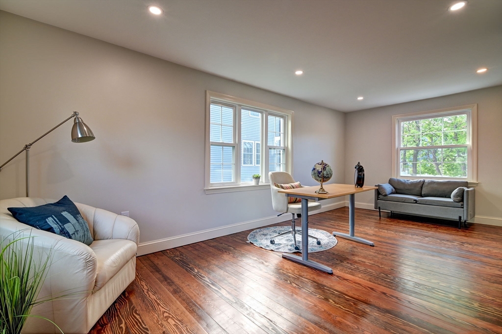 94 Merrymount Rd