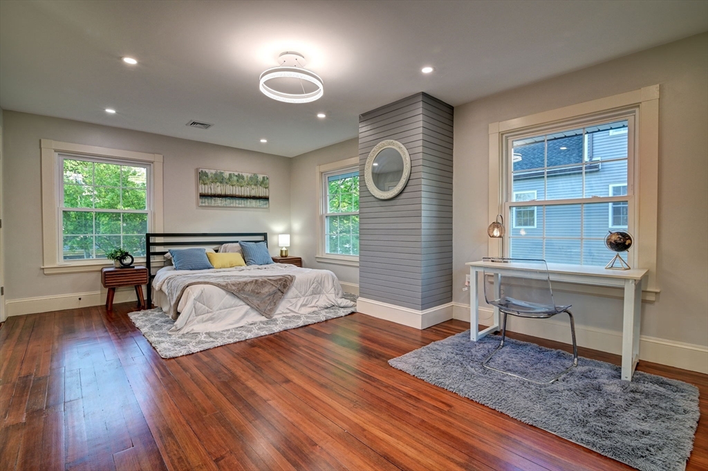 94 Merrymount Rd