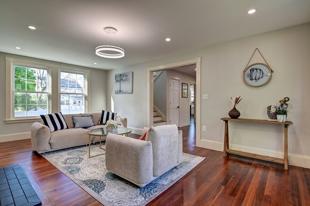 94 Merrymount Rd