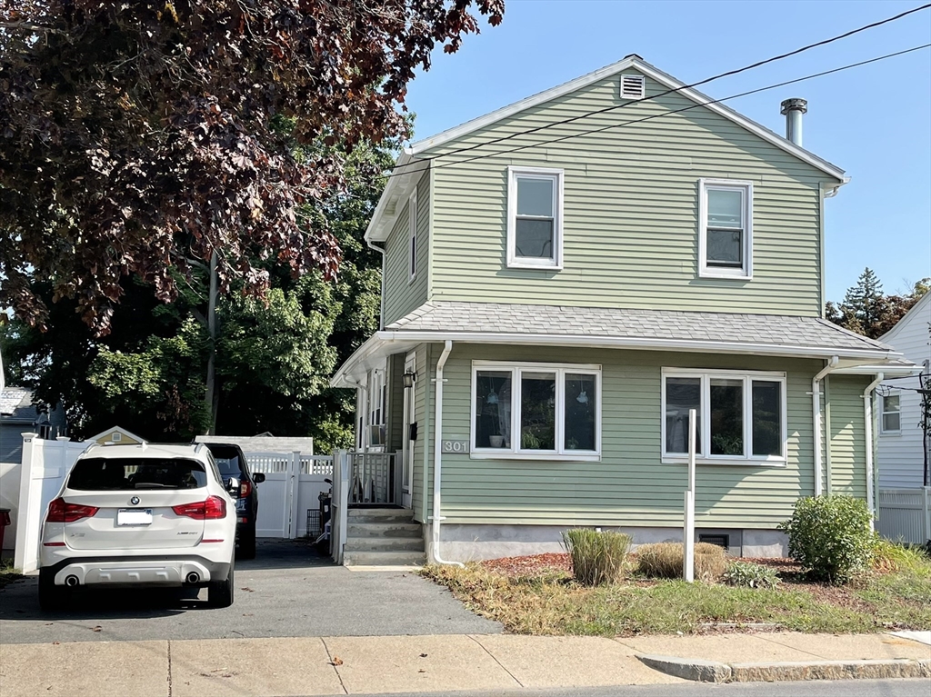 301 Lake St