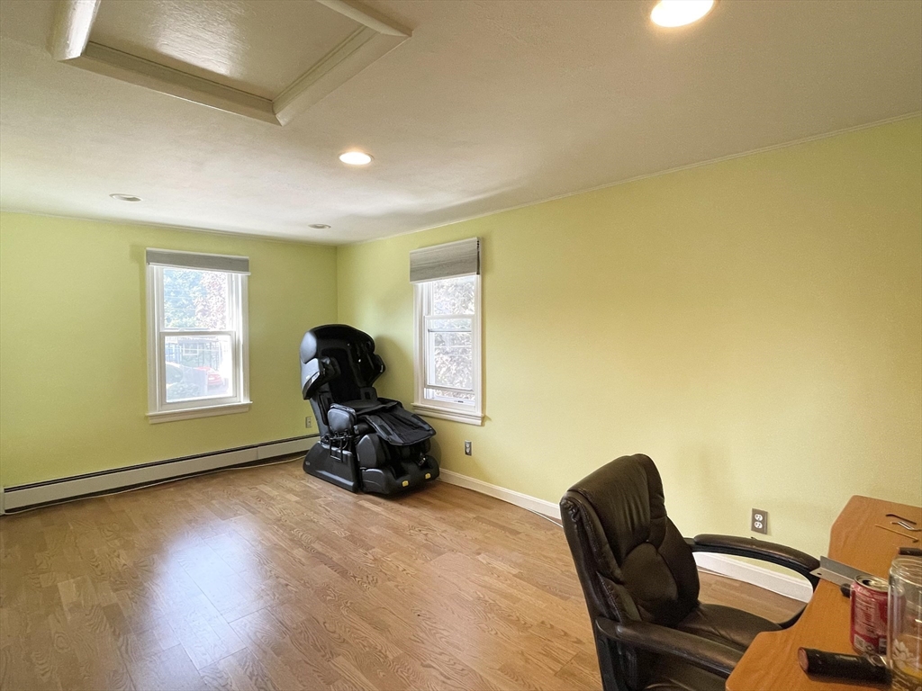 301 Lake St
