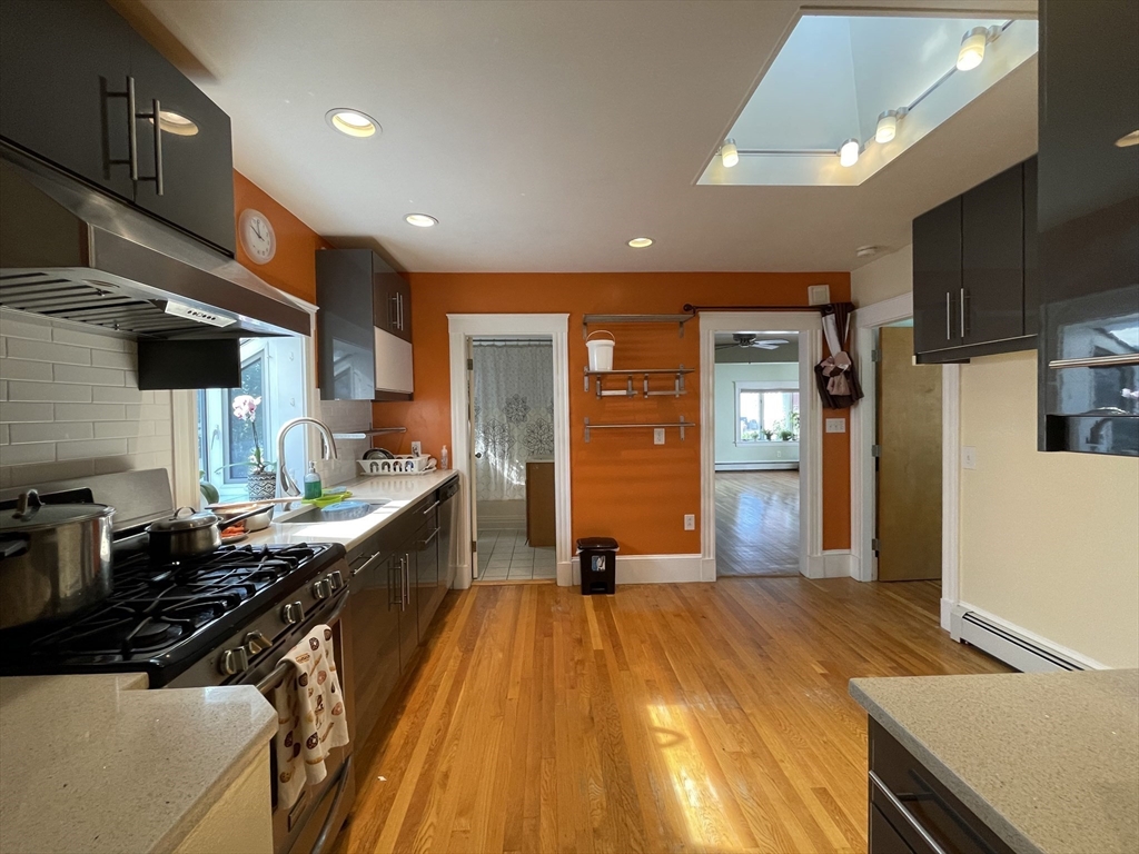 301 Lake St
