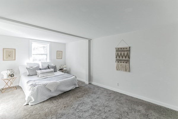 6 Hollis Ave