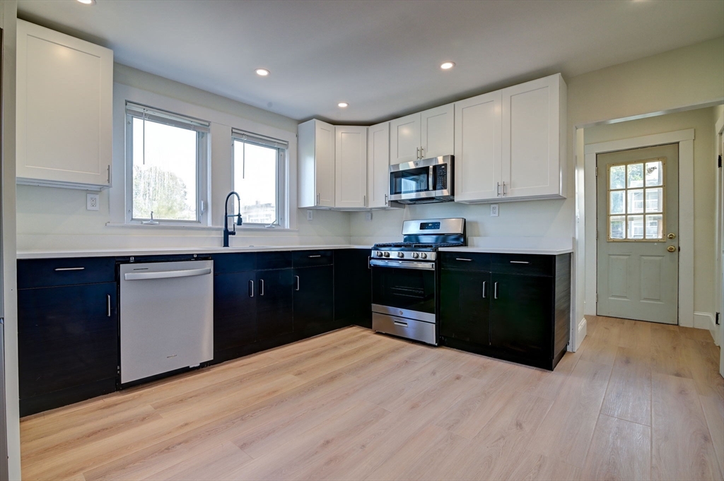 144 Jaques St # 3