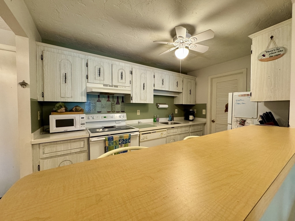 500 Willard St # 303