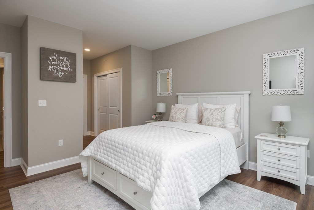 2 Longwood Ln # 306