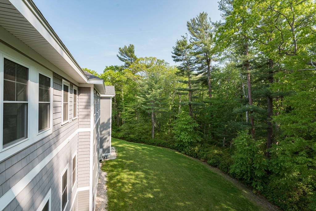 2 Longwood Ln # 306