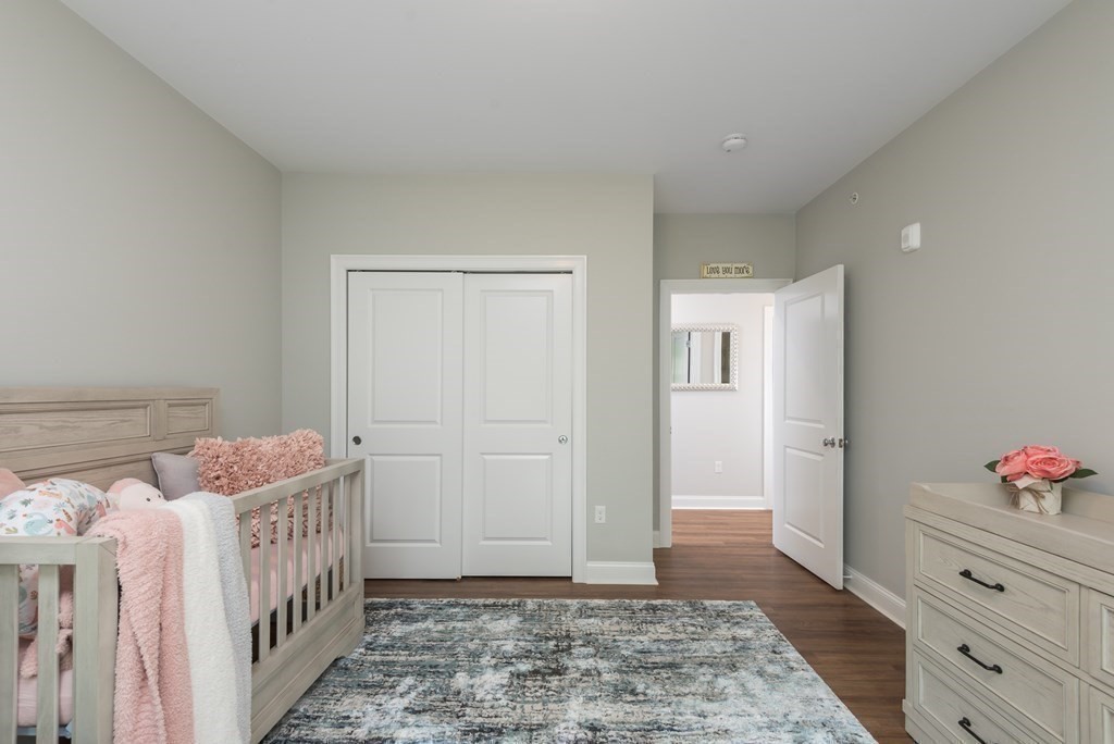 2 Longwood Ln # 306