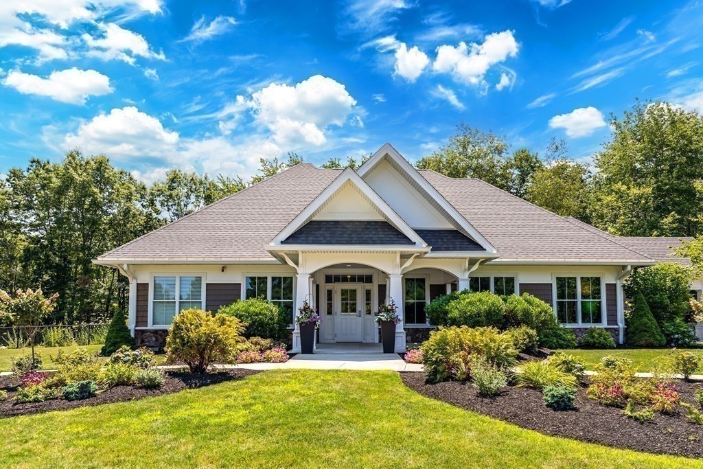 2 Longwood Ln # 306