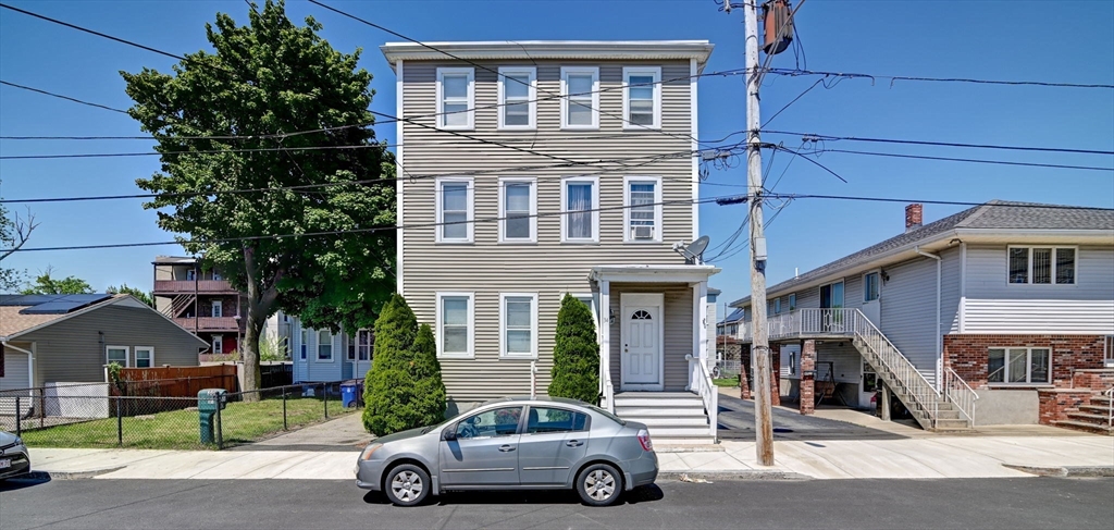 34 Thorndike St