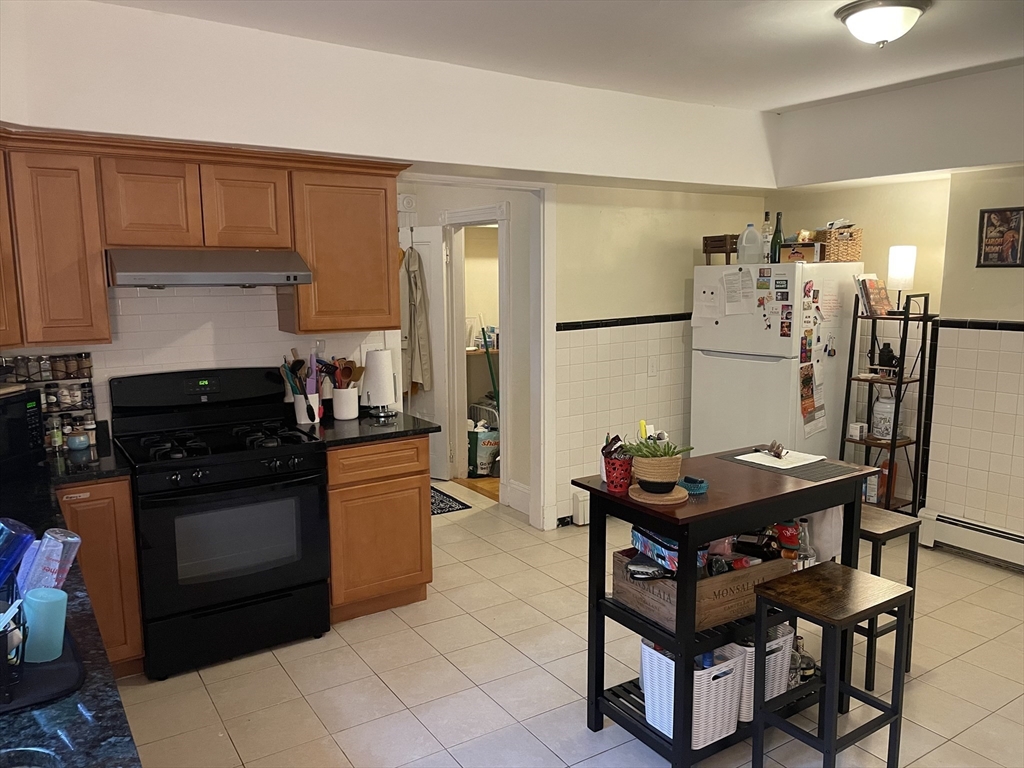 242 Presidents Lane Unit: 1FL