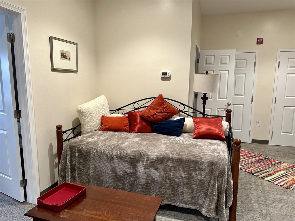 909 Hancock St # 2