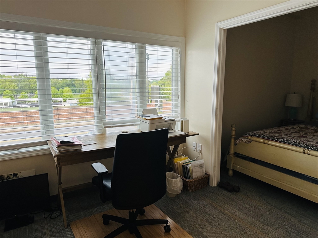 909 Hancock St # 2