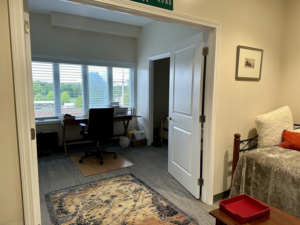 909 Hancock St # 2