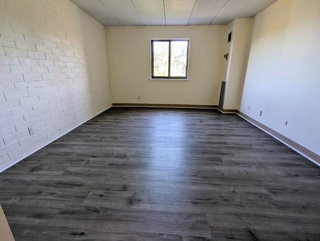 175 Quincy Shore Drive Unit: B43