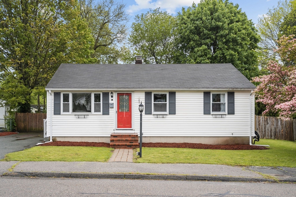 18 Collins Rd