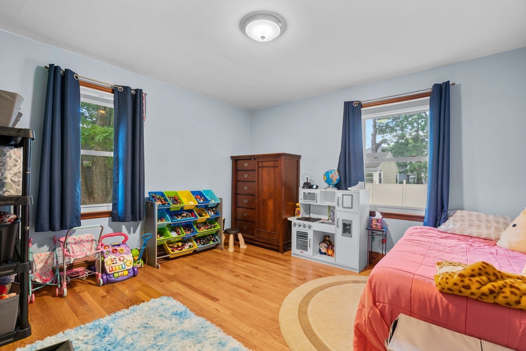 10 Weybosset St