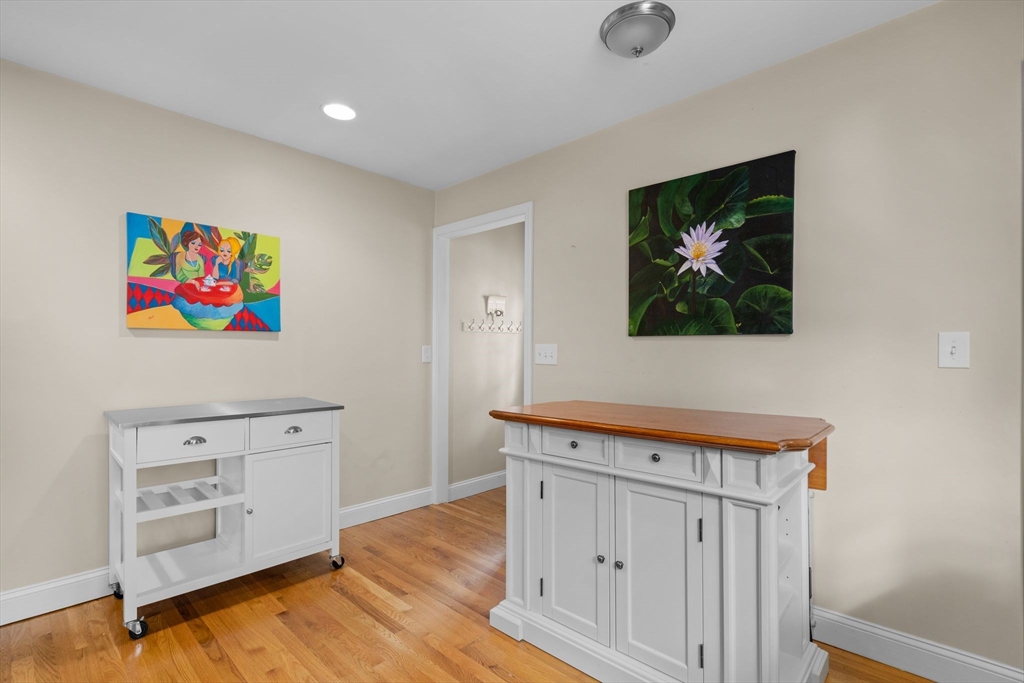 10 Weybosset St