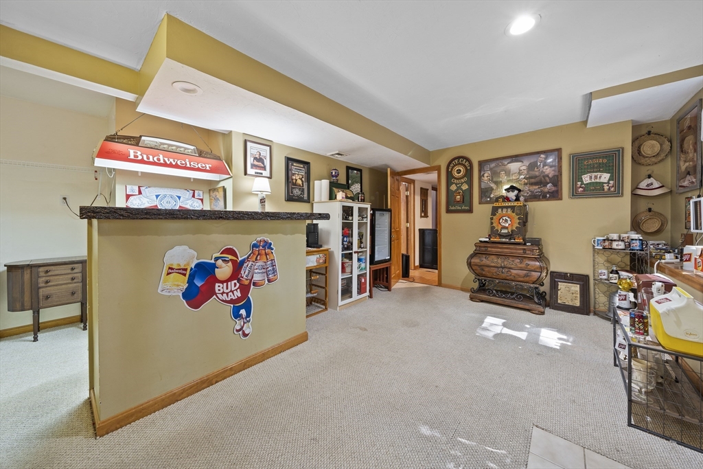 17 Edward Dr