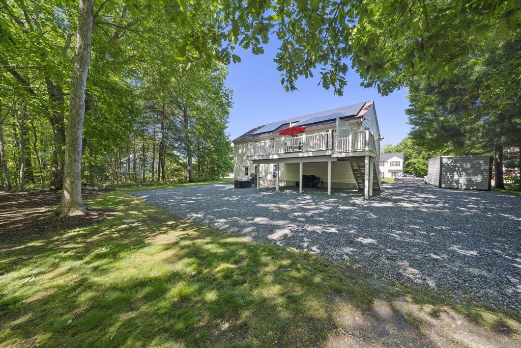17 Edward Dr