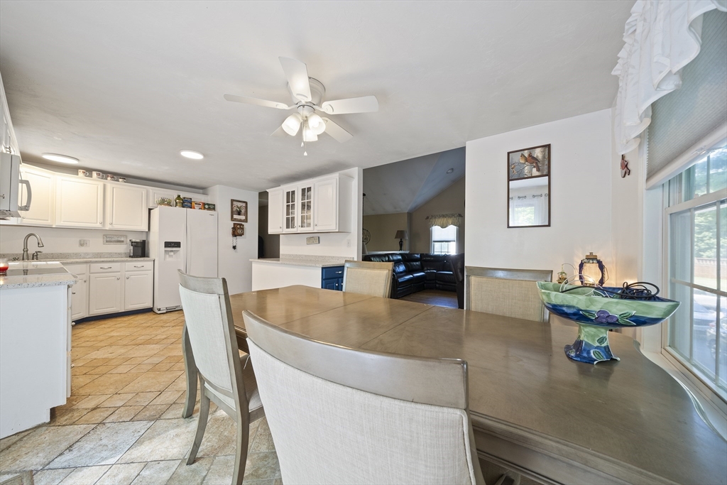 17 Edward Dr