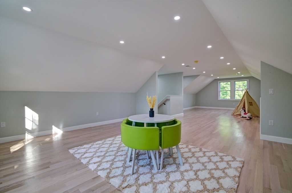 88 Merrymount Rd