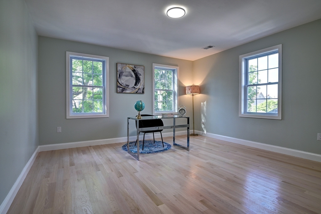 88 Merrymount Rd