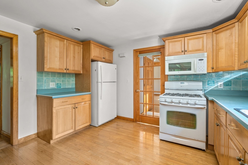 2 Ridgefield Rd