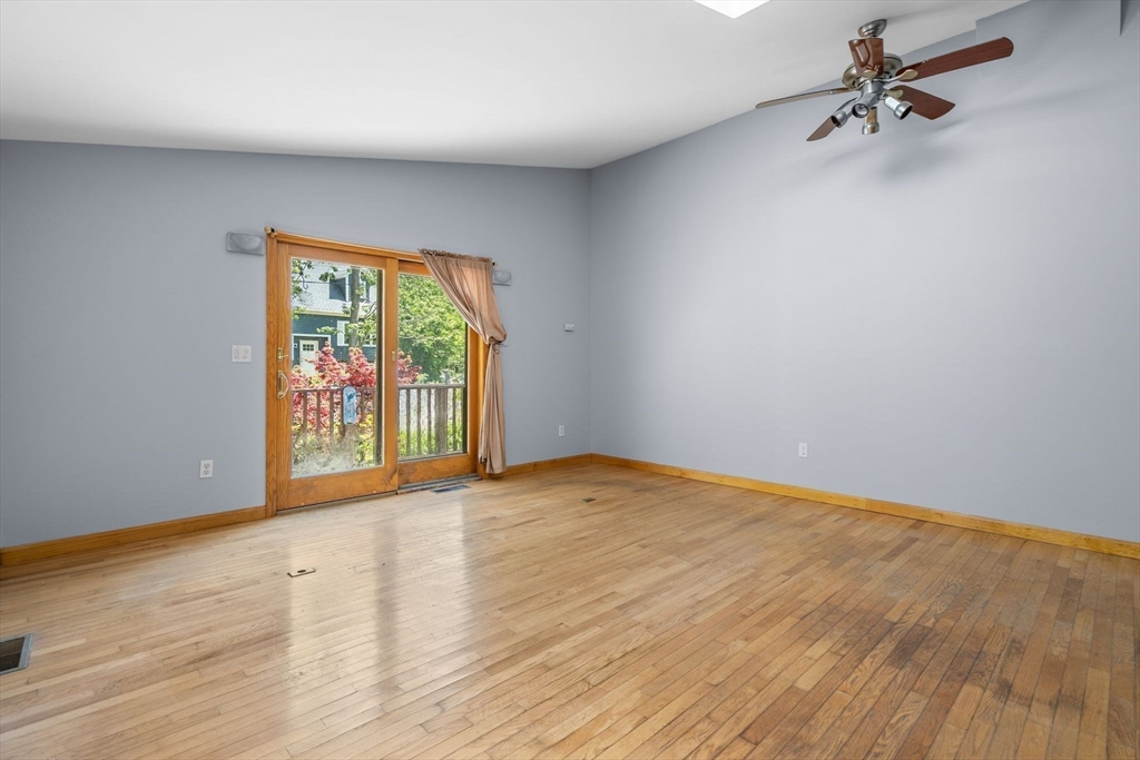 2 Ridgefield Rd