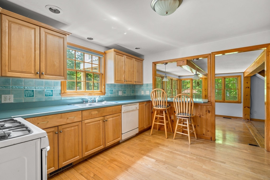 2 Ridgefield Rd