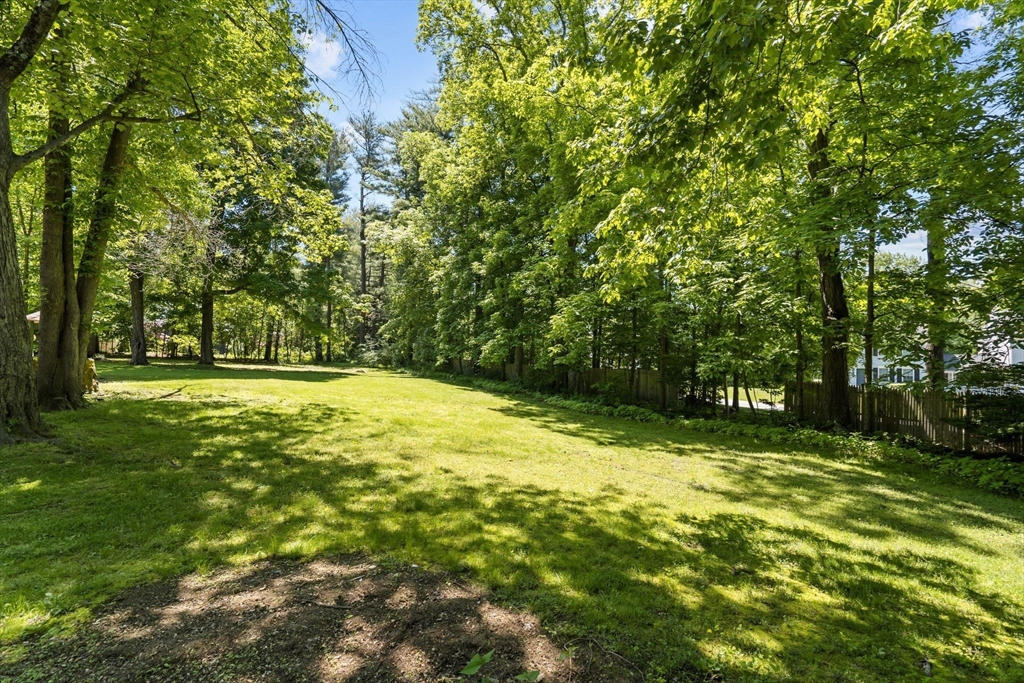 2 Ridgefield Rd