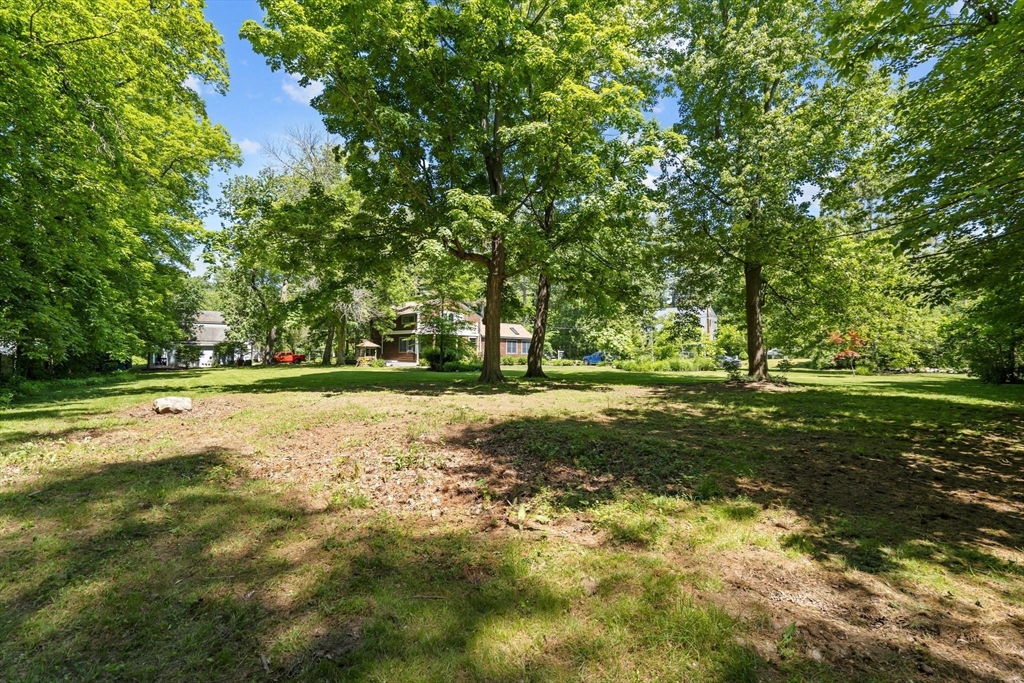 2 Ridgefield Rd