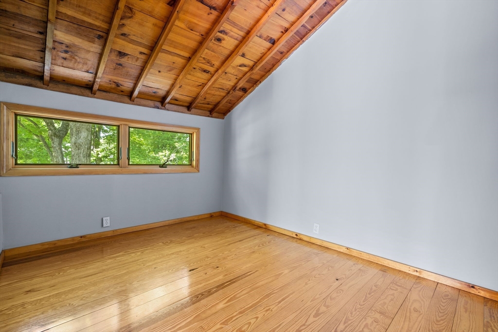 2 Ridgefield Rd