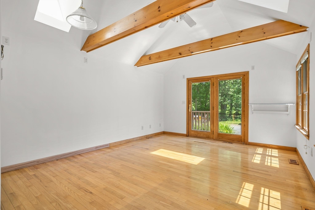 2 Ridgefield Rd