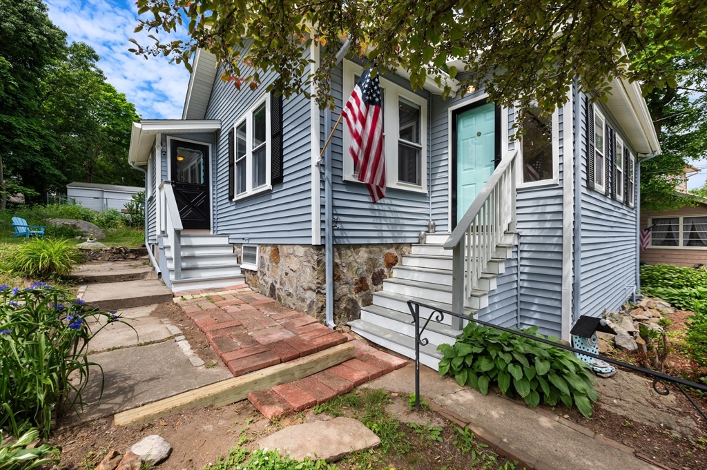46 Roosevelt Rd