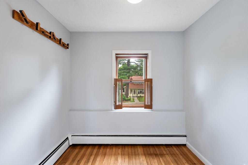 46 Roosevelt Rd